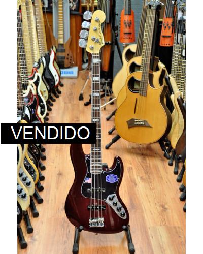 Fender American Deluxe Jazz Bass Wine Red